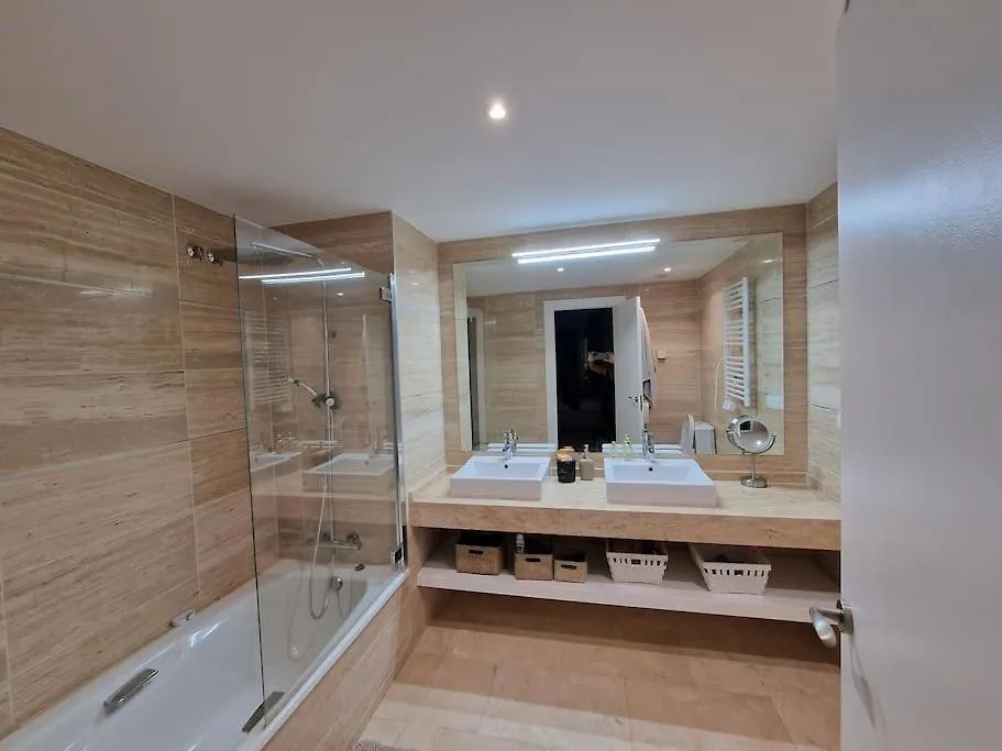 Superbe Appartement Avec Vue Mer Estepona 0*,